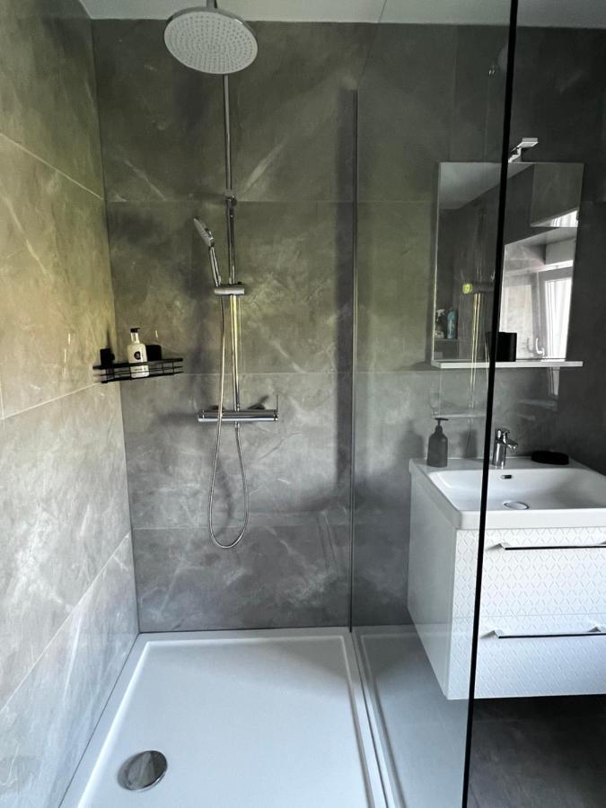 Superbe Appartement 当茹坦 外观 照片